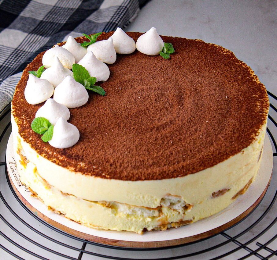 RECEITA DE TIRAMISU CLÁSSICA | FEITA EM POUCOS MINUTOS | FÁCIL E DELICIOSA