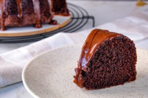 Receita de bolo de chocolate sem gluten e sem leite