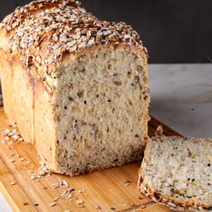 RECEITA DE PÃO CASEIRO DE GRÃOS E SEMENTES