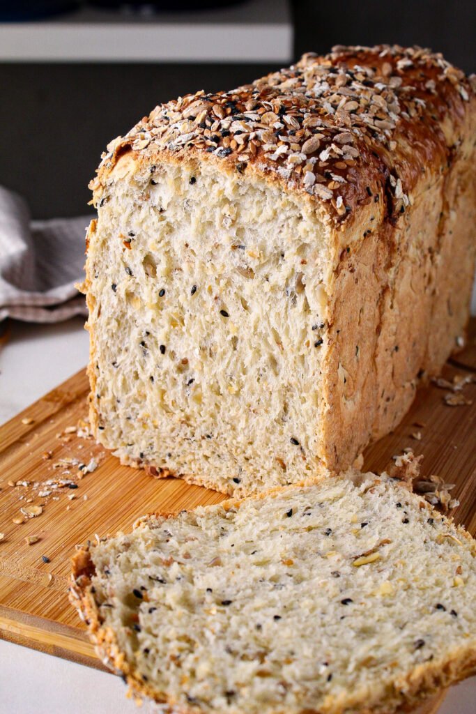 RECEITA DE PÃO CASEIRO DE GRÃOS E SEMENTES