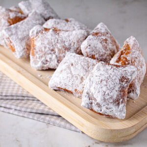 RECEITA DE TOSTADAS DA TIANA DO FILME “A PRINCESA E O SAPO” (BEIGNETS)