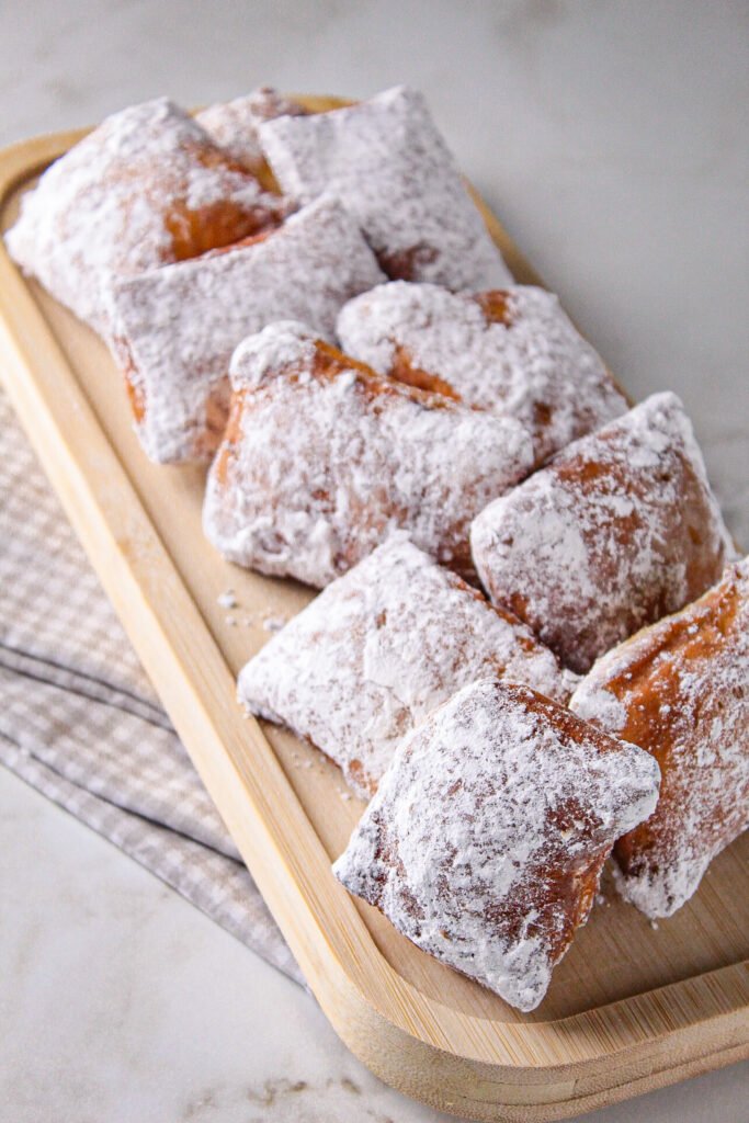 RECEITA DE TOSTADAS DA TIANA DO FILME “A PRINCESA E O SAPO” (BEIGNETS)