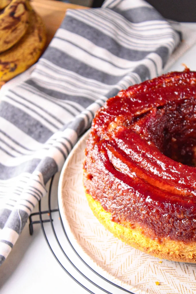 receita de bolo de banana caramelizado