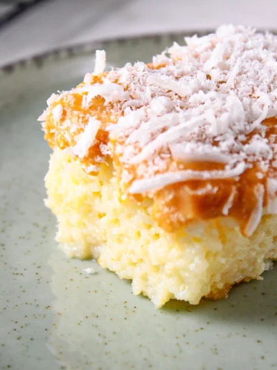 receita de bolo gelado de coco e doce de leite