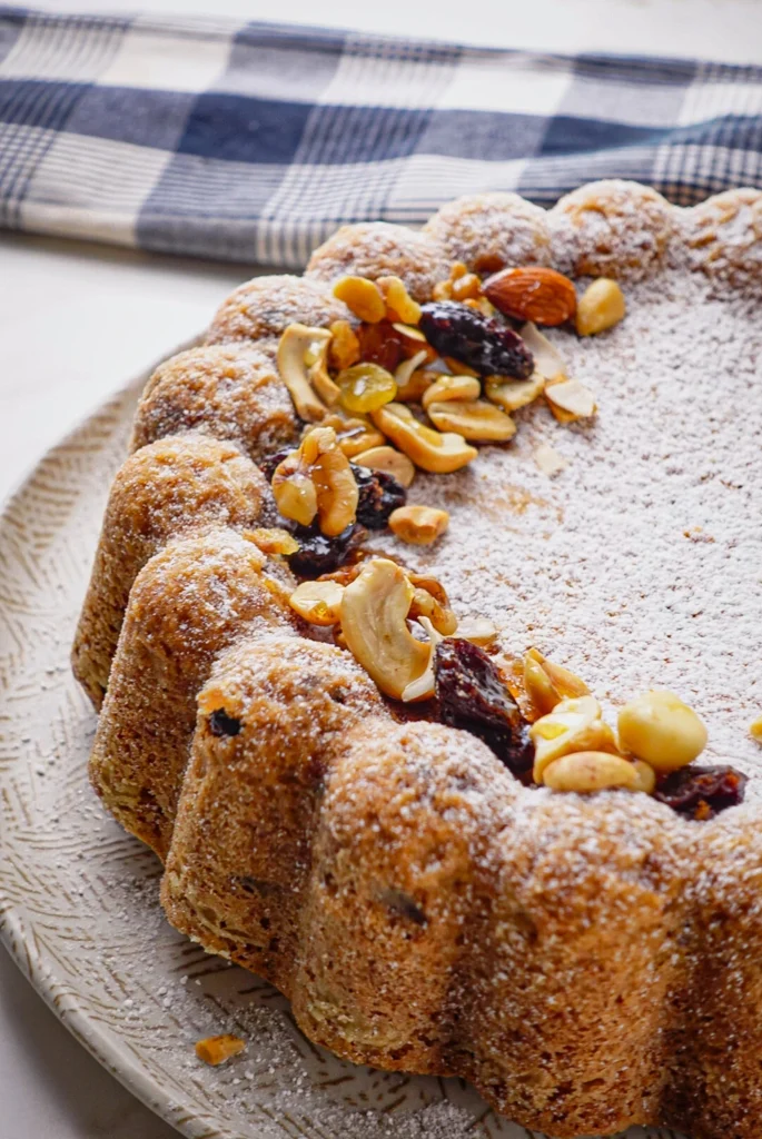 EXPLOSÃO DE SABORES! BOLO DE FRUTAS E CASTANHAS ÚMIDO E AROMÁTICO