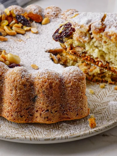 EXPLOSÃO DE SABORES! BOLO DE FRUTAS E CASTANHAS ÚMIDO E AROMÁTICO