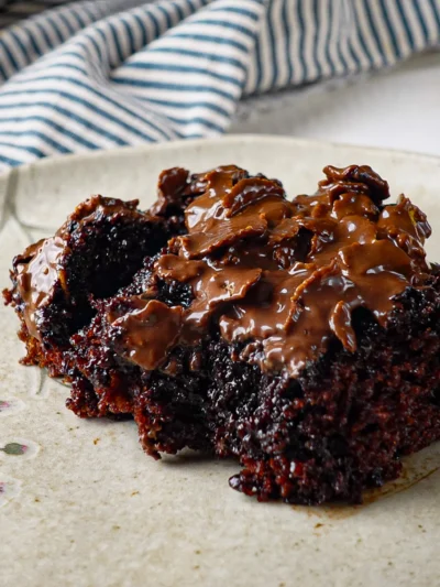 CRUNCH CAKE | BOLO DE CHOCOLATE CROCANTE QUE VIRALIZOU!