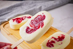 MAIS CREMOSO QUE SORVETE! O SEGREDO DO PICOLÉ CHEESECAKE SEM GELO