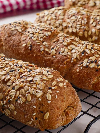 PÃO 100% INTEGRAL COM GRÃOS: O SEGREDO PARA FICAR FOFINHO E MACIO!