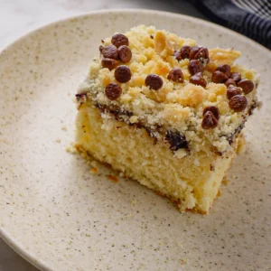 CUCA DE PADARIA EM CASA: O BOLO COM FAROFA QUE TODO MUNDO AMA