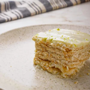 PAVÊ DE LIMÃO EM 10 MINUTOS: MONTOU, GELOU, TÁ PRONTO!