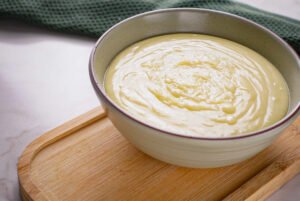 COMO FAZER BRIGADEIRO DE CREAM CHEESE PARA RECHEIO DE BOLO